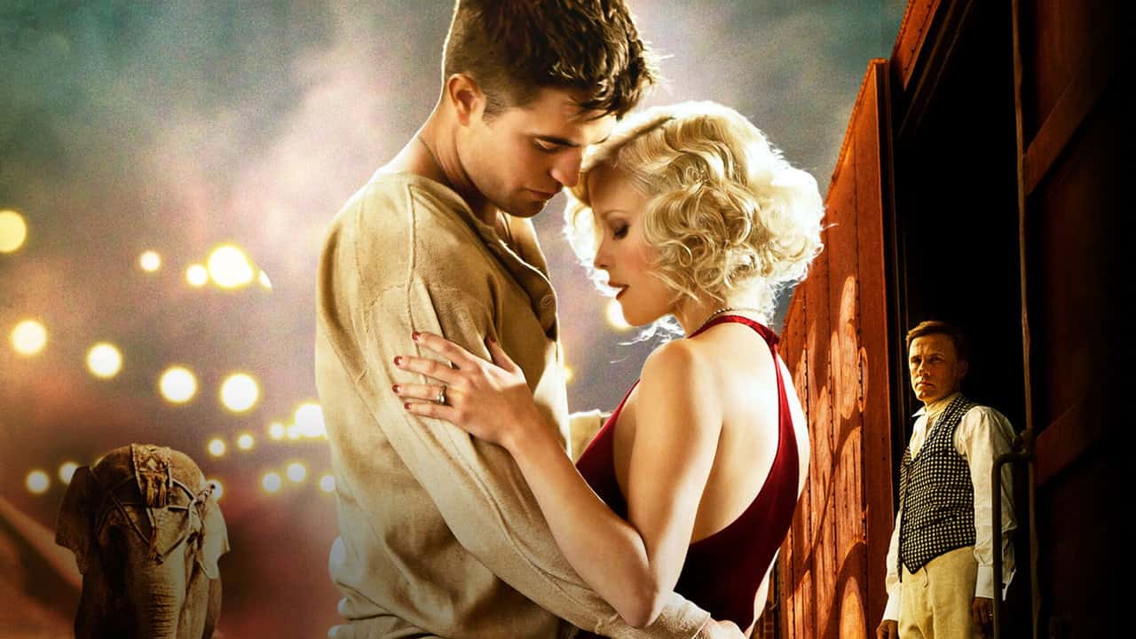 Кадр з фільму Води слонам (2011)