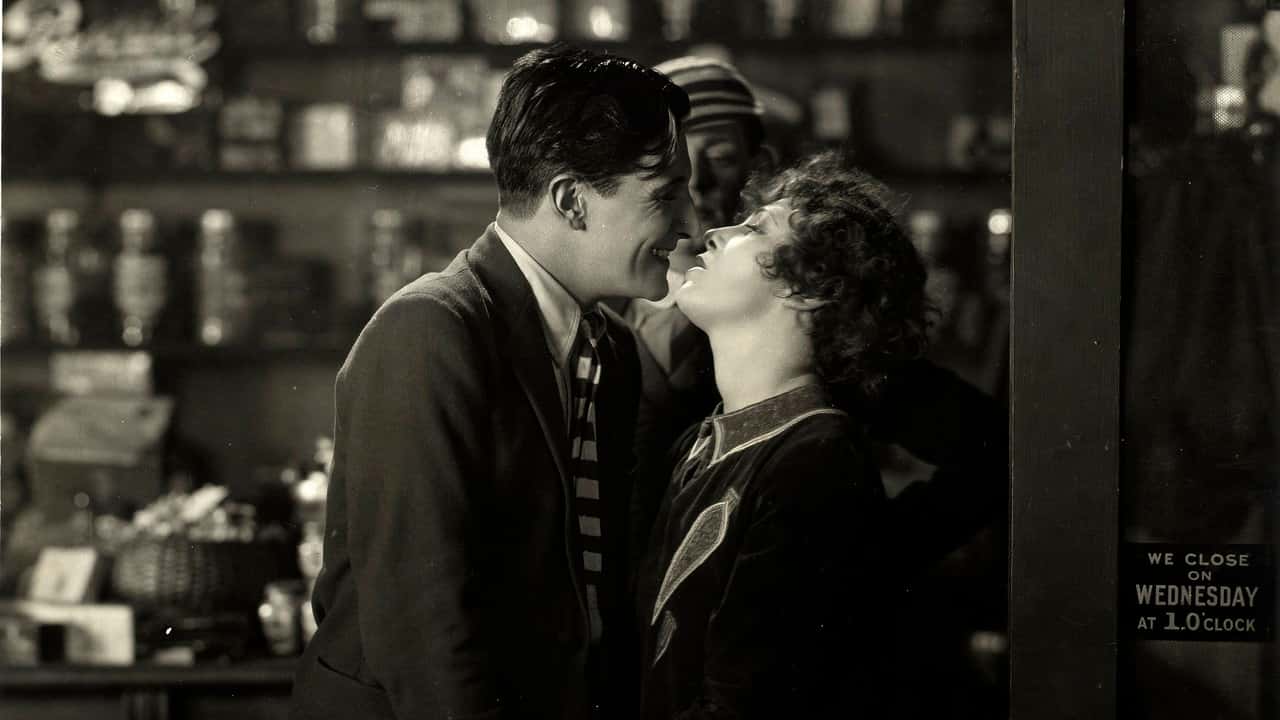 Кадр з фільму По схилу (1927)