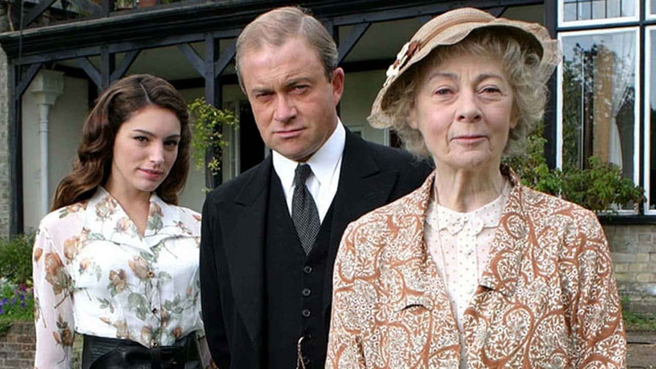 Кадр із серіалу Міс Марпл Агати Крісті (2004)