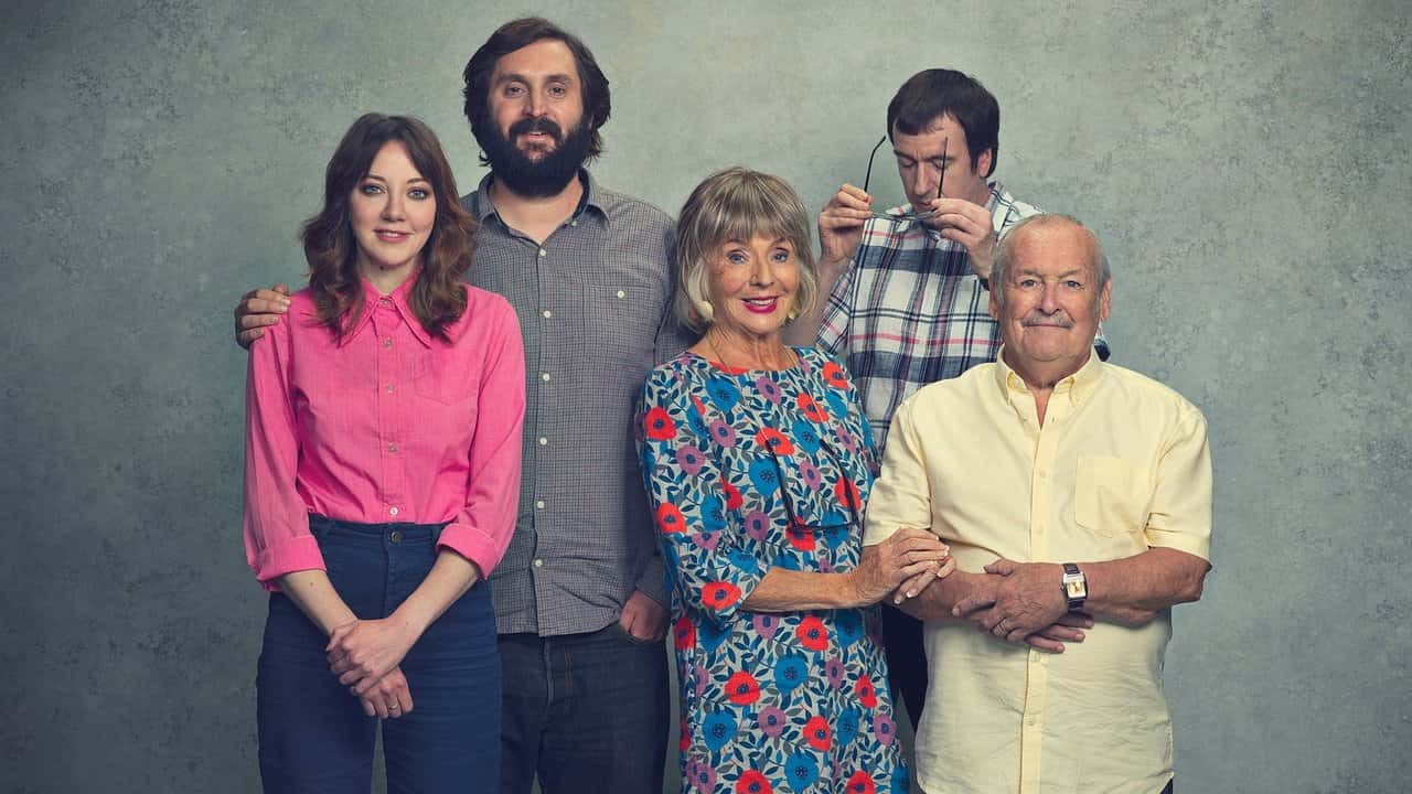 Кадр із серіалу Кокфілди (2019)