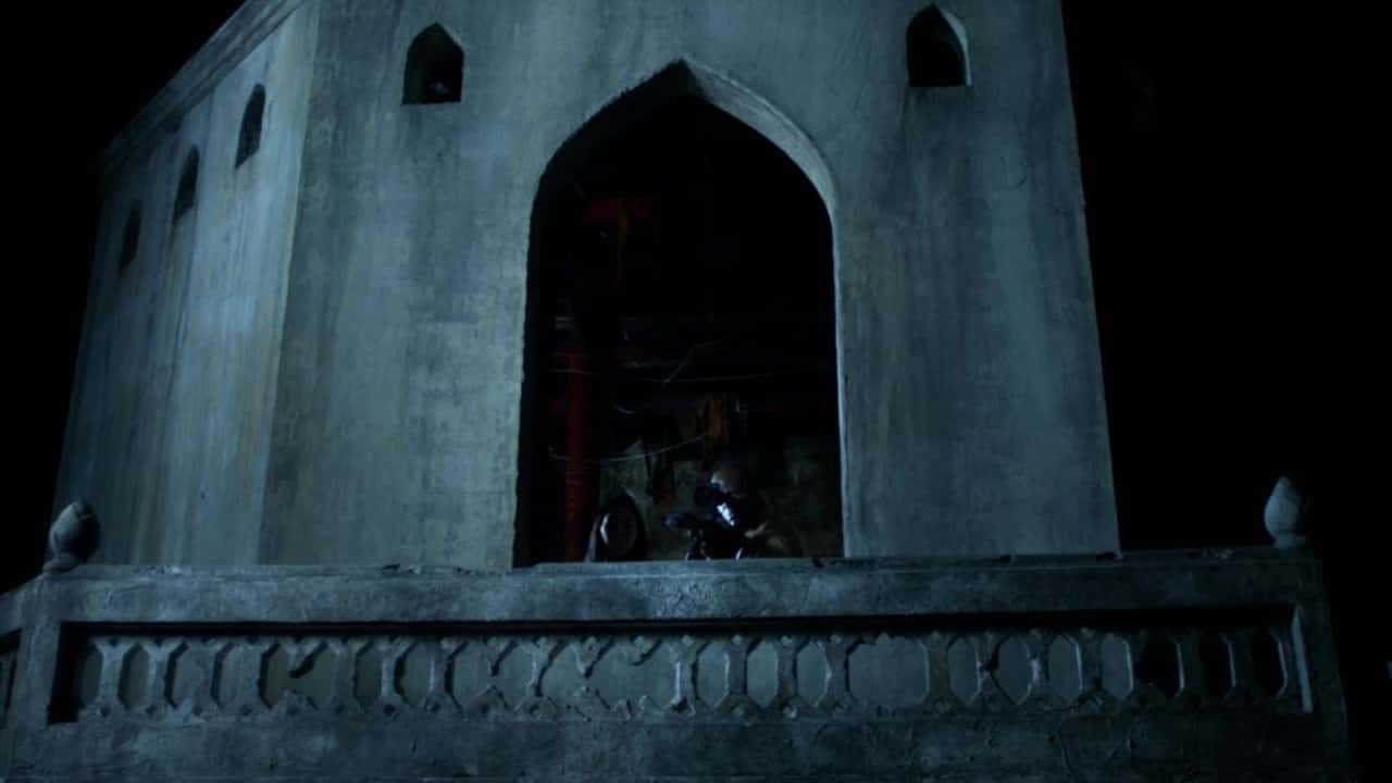 Кадр з фільму Білий слон (2011)