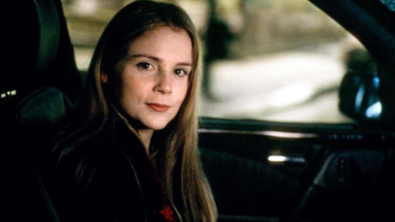 Кадр з фільму Заборонена жінка (1997)
