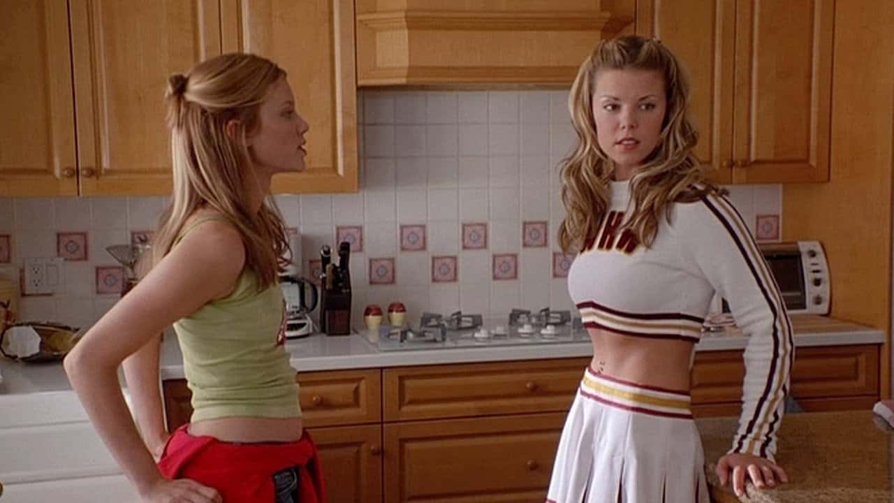 Кадр з фільму Майже законно / Дітям до 16 (2003)