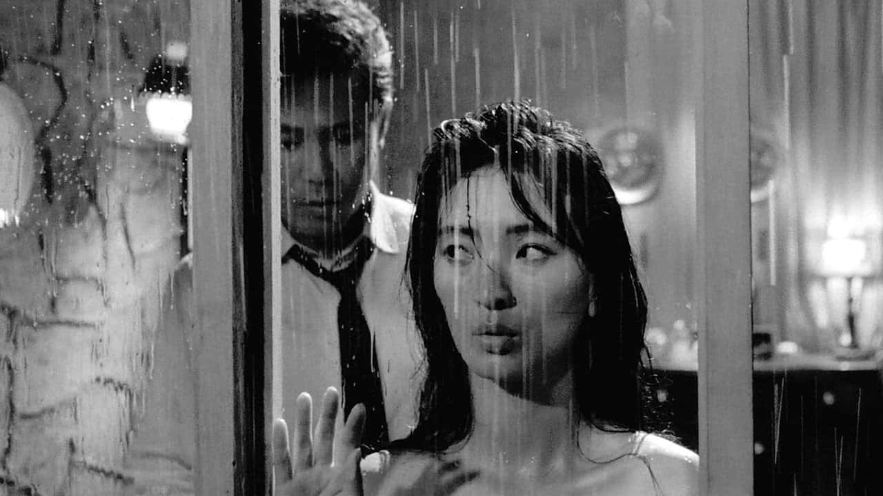 Кадр з фільму Служниця (1960)