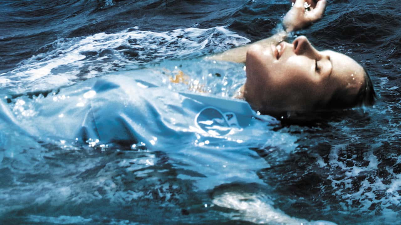 Кадр з фільму Інстинкт хижака (2004)