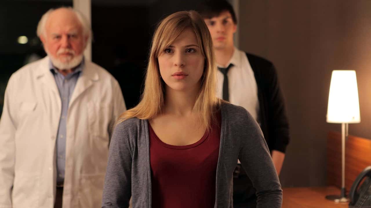 Кадр з фільму Частоти (2013)