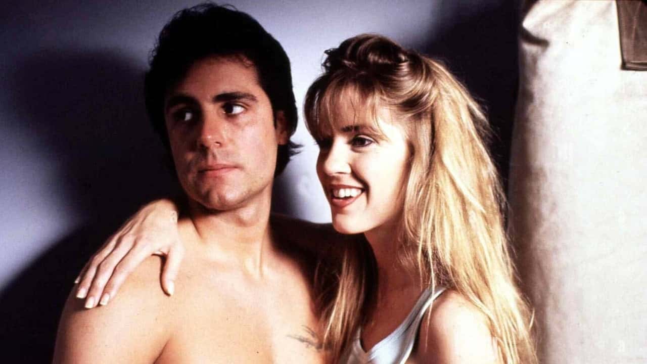 Кадр з фільму Інтимна одержимість (1992)