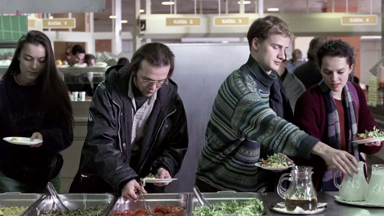 Кадр з фільму 71 фрагмент хронології випадковостей (1995)