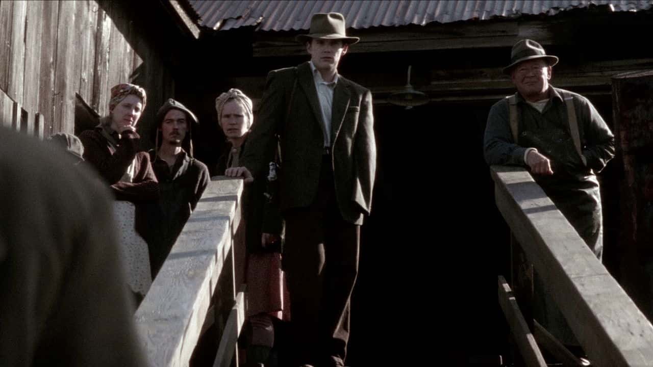 Кадр з фільму Засніжені кедри (1999)