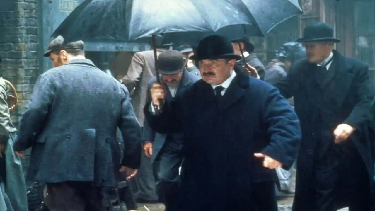 Кадр з фільму Секретний агент (1996)