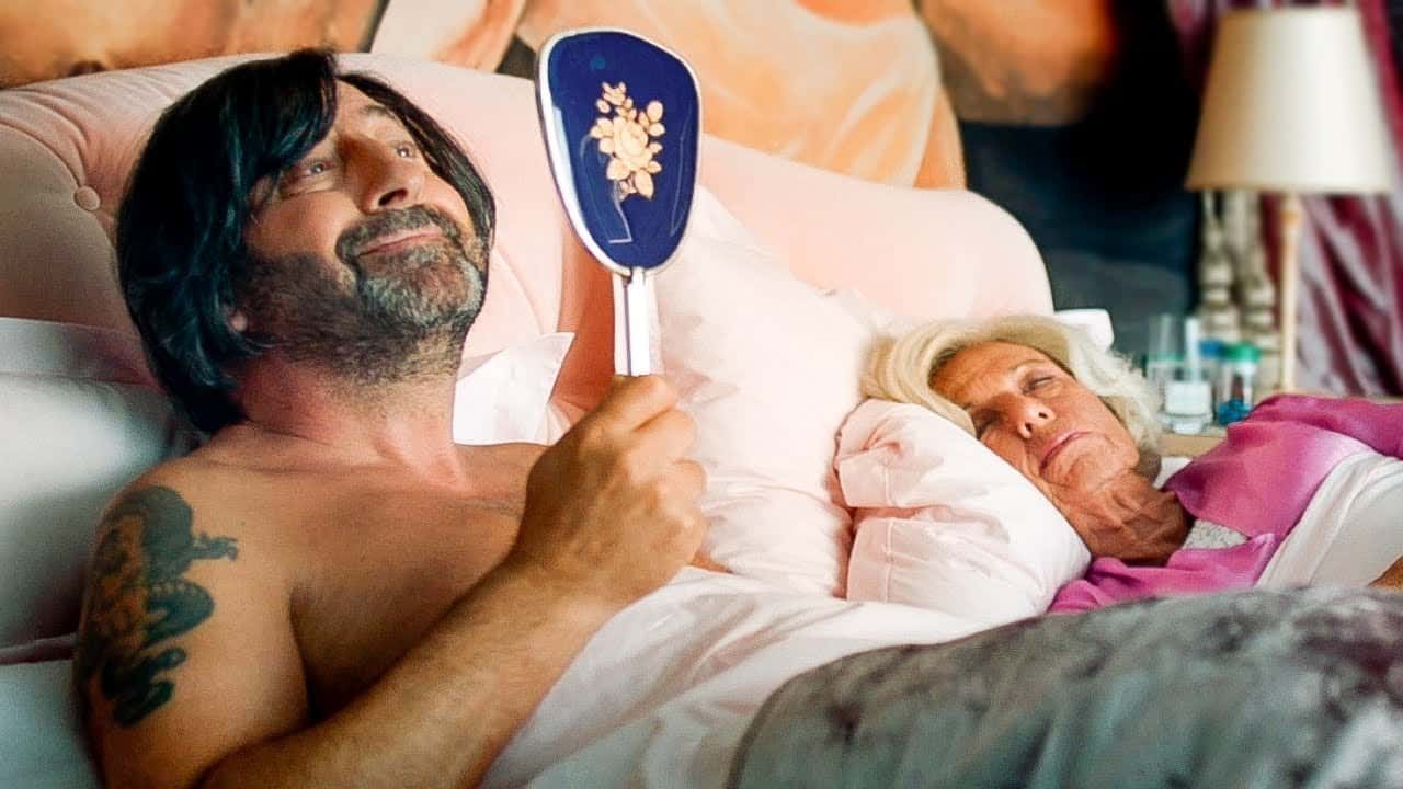 Кадр з фільму Французький жиголо (2019)