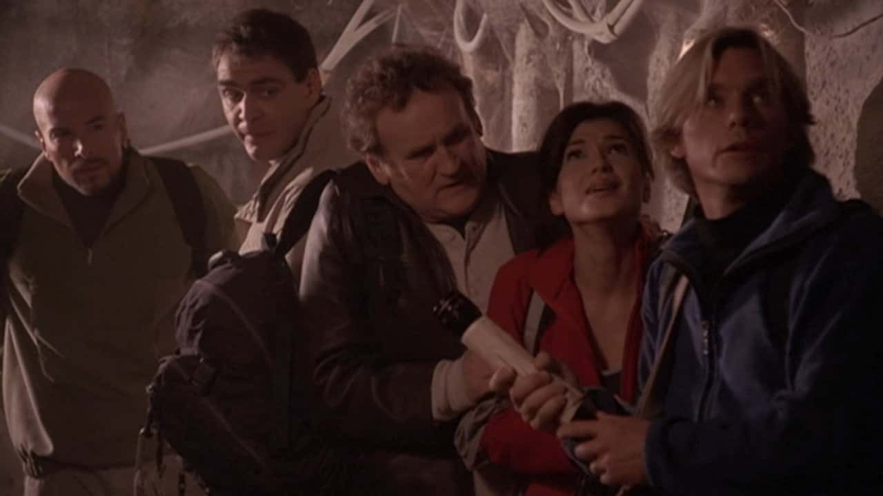 Кадр з фільму Підземна пастка (2006)