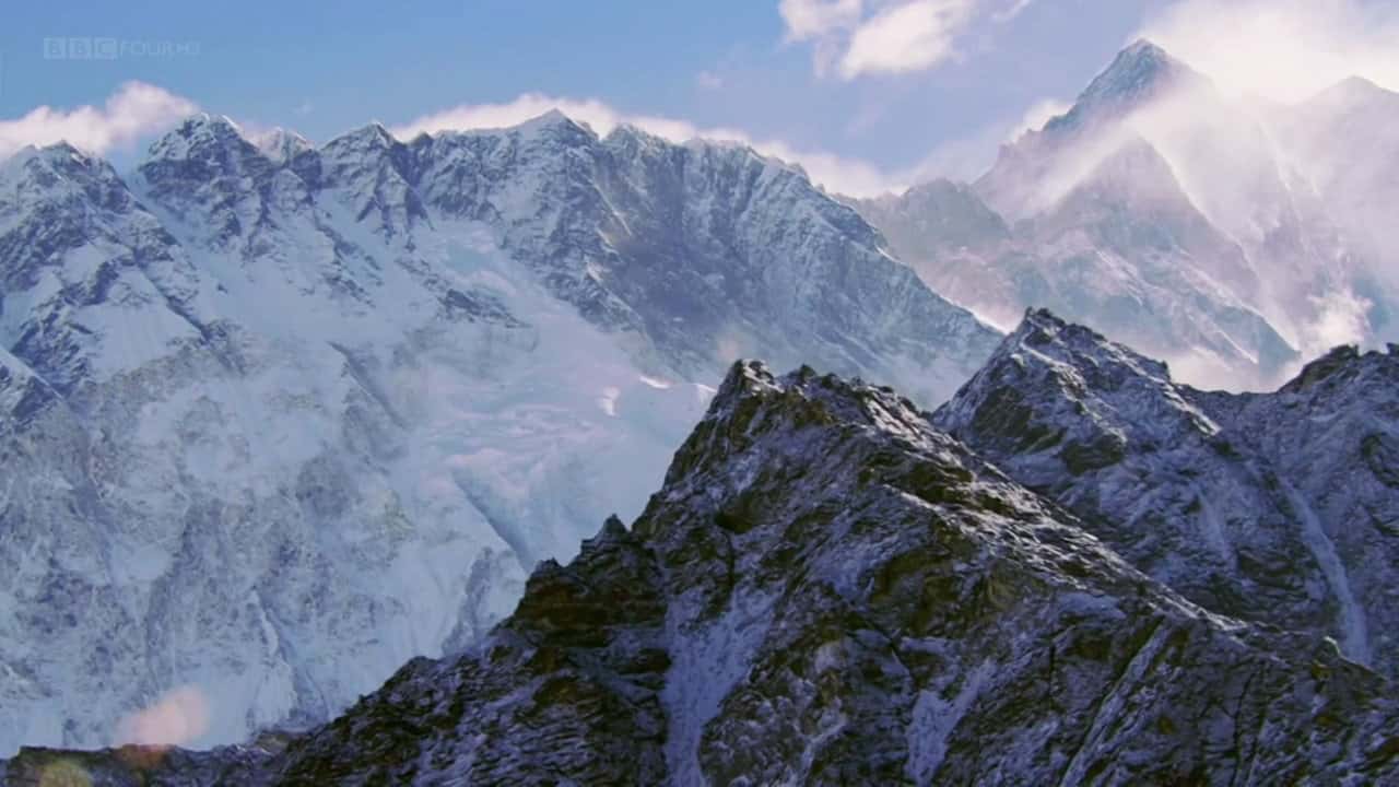 Кадр із серіалу Небезпечна планета (2016)