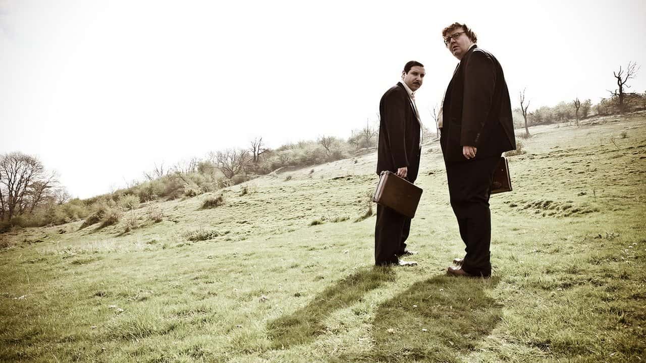 Кадр з фільму Скелети (2010)