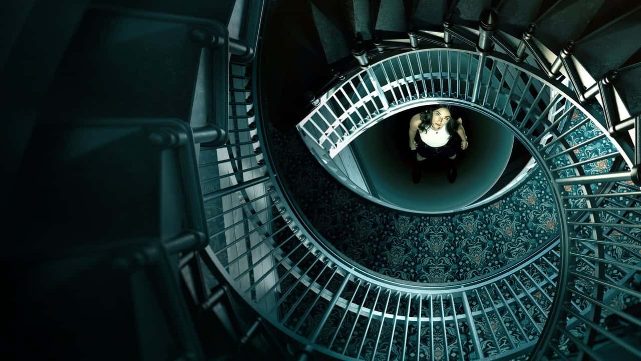 Кадр із серіалу Пильне око (2023)