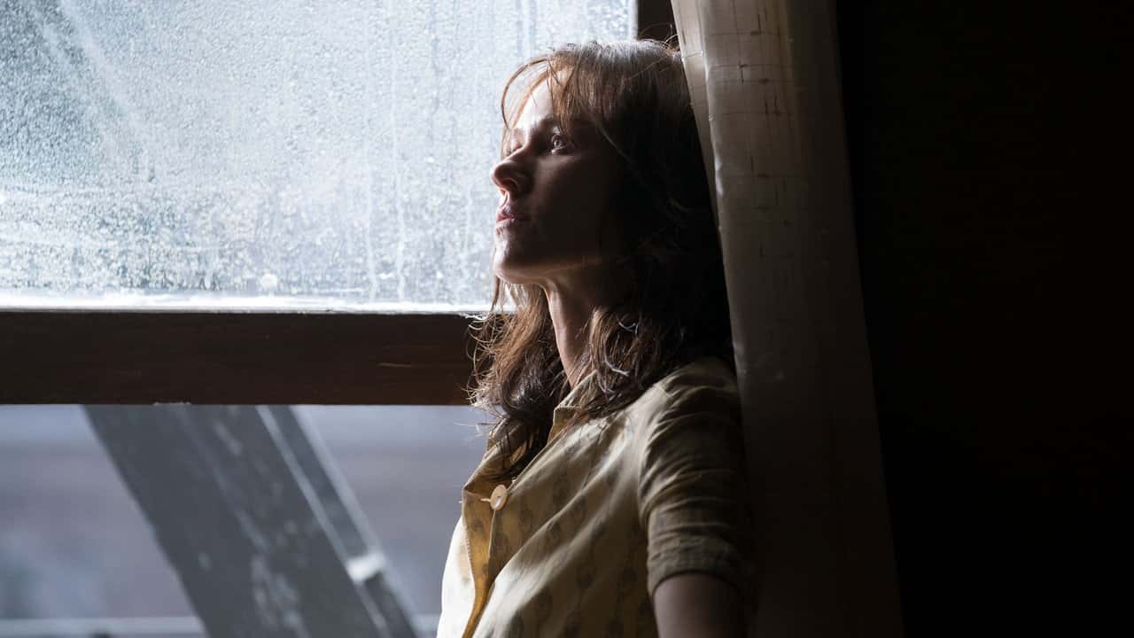 Кадр з фільму Самоізоляція / Час вовка (2019)