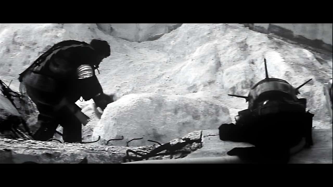 Кадр з фільму Передостанній (1981)