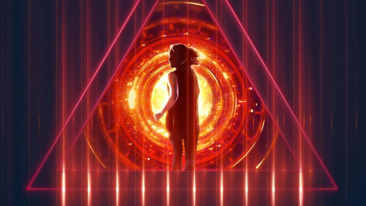 Кадр з фільму Тау (2018)