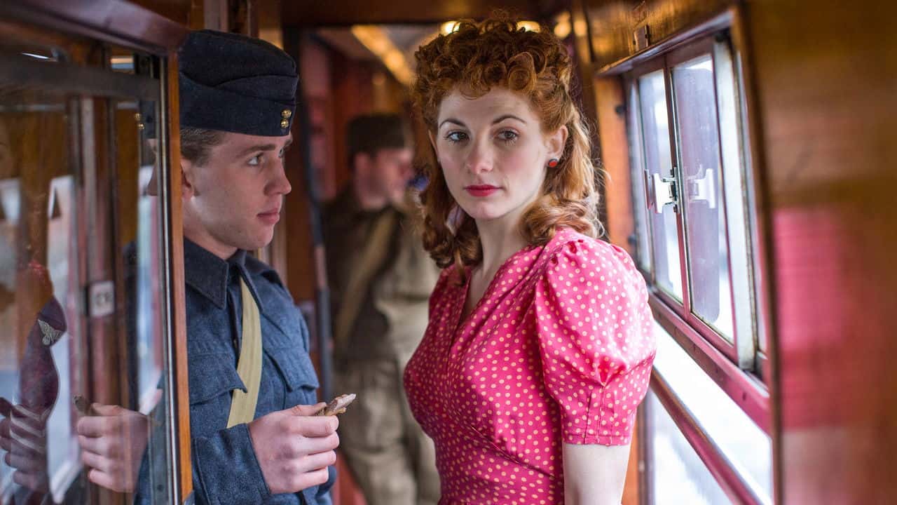 Кадр із серіалу Злети й Падіння (2015)