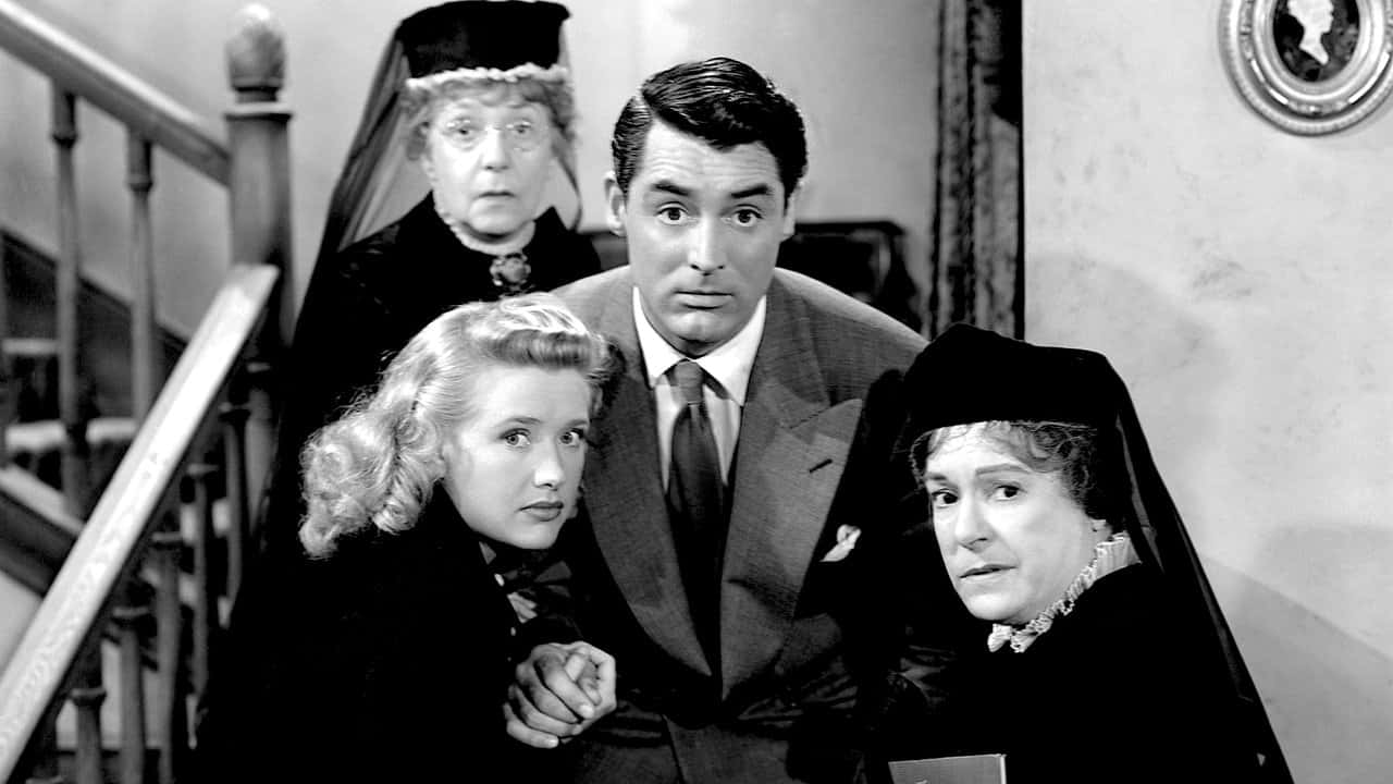 Кадр з фільму Миш’як і старі мережива (1944)