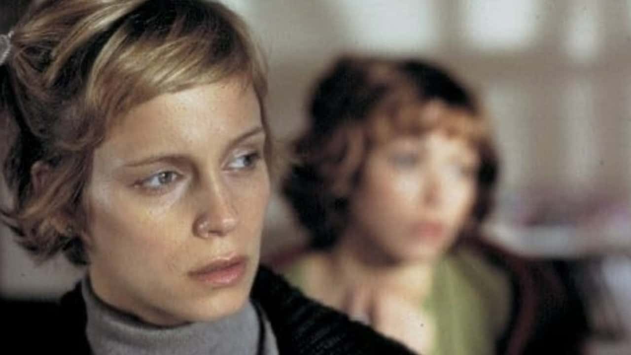 Кадр з фільму Моє маленьке око (2002)
