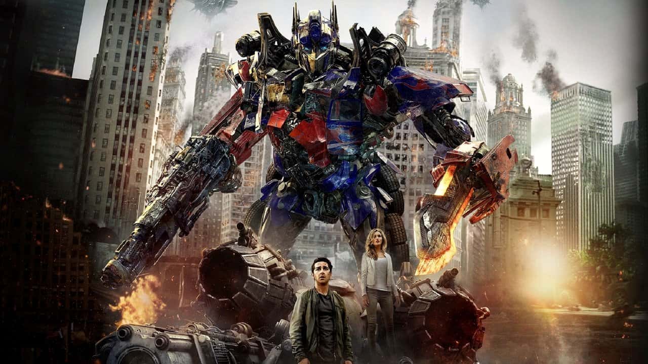 Кадр з фільму Трансформери 3 (2011)