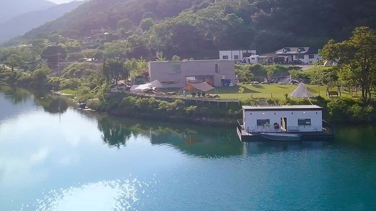 Кадр із серіалу BTS In the SOOP / In the Soop BTS Ver. (2020)