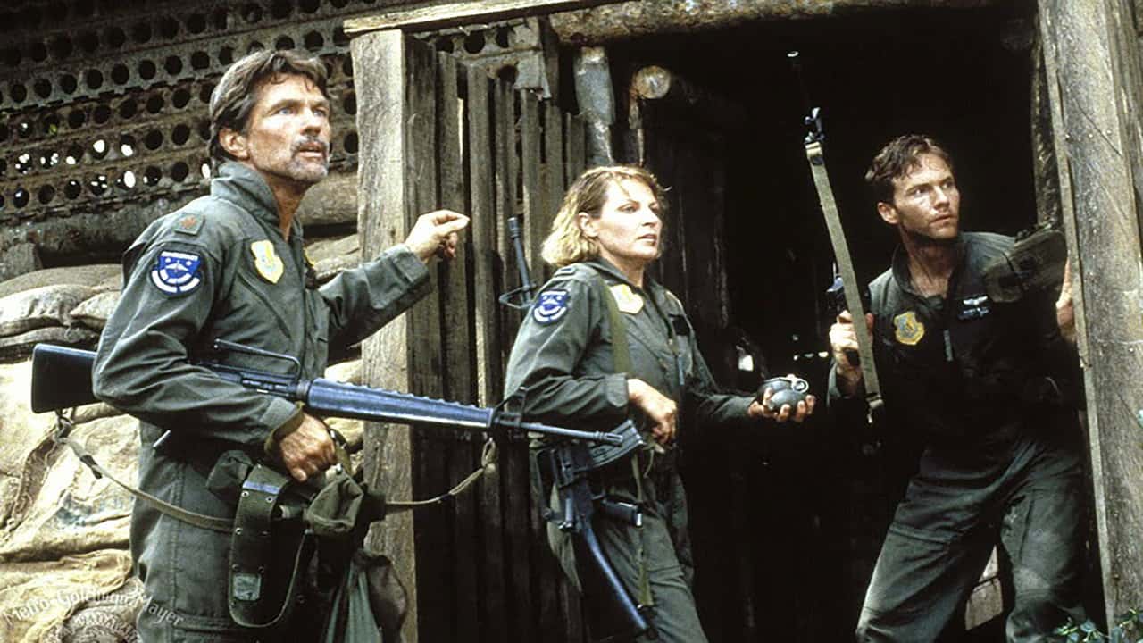 Кадр з фільму Opposing Force (1986)