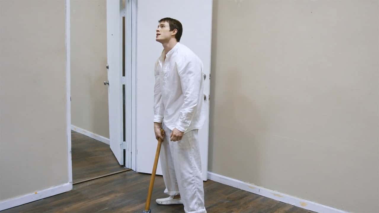 Кадр з фільму Коробка (2021)