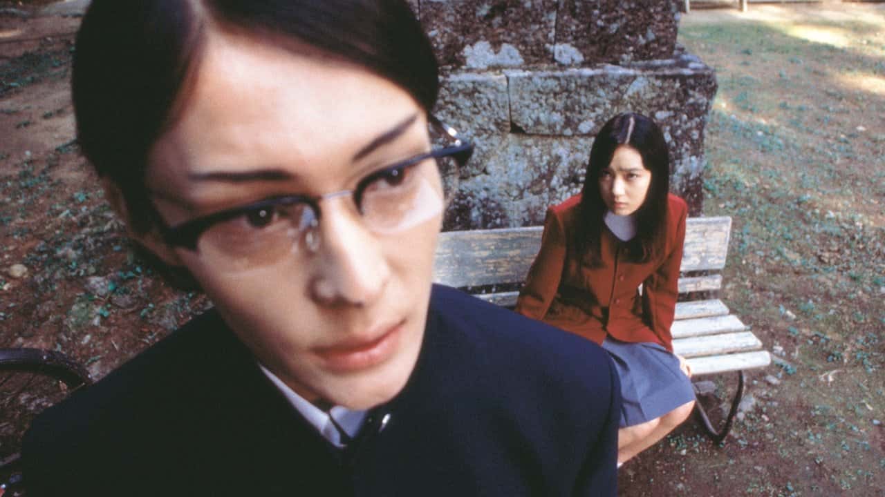 Кадр з фільму Спіраль (2000)