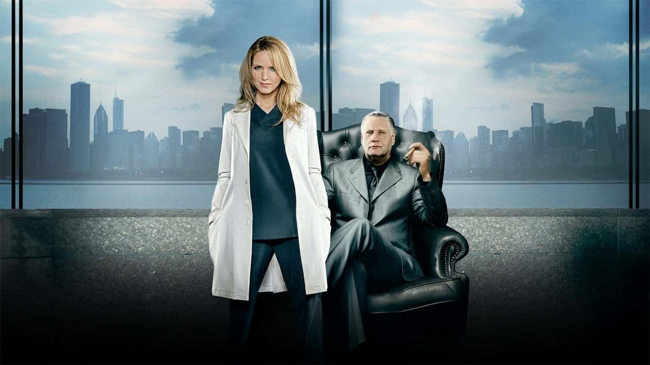 Кадр із серіалу Лікар мафії (2012)