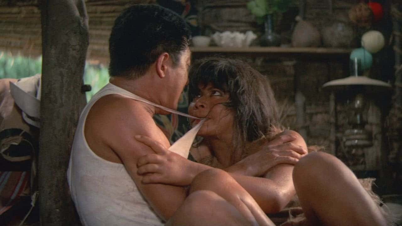 Кадр з фільму Глибокі бажання богів (1968)