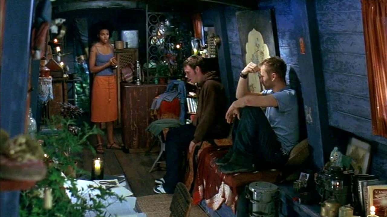 Кадр з фільму Прадавній Мрець / Давно померлий: помста Джина (2002)