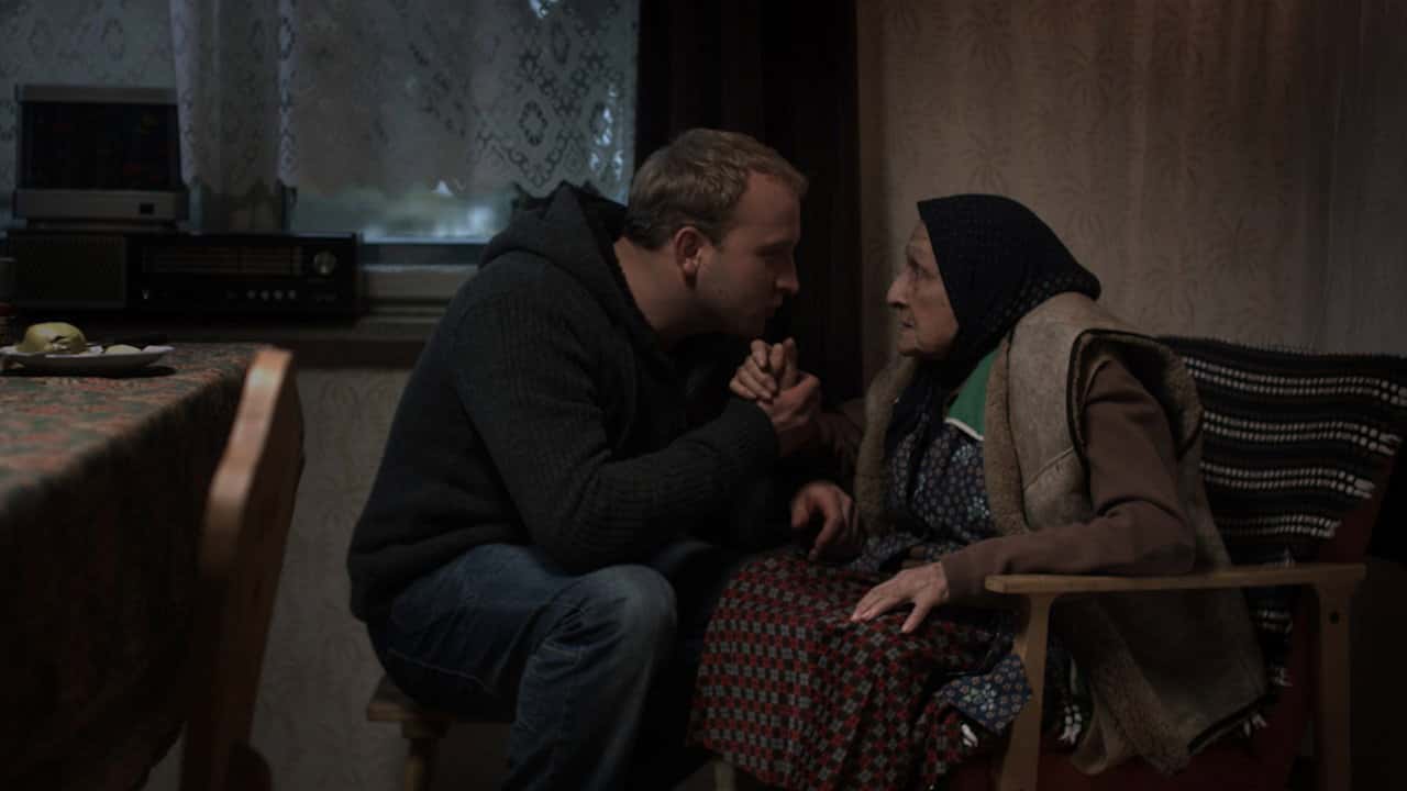 Кадр з фільму Кріт (2011)