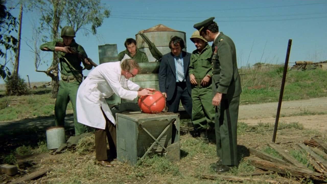 Кадр з фільму Напад помідорів-убивць (1978)