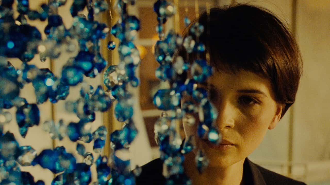 Кадр з фільму Три кольори: Синій (1993)