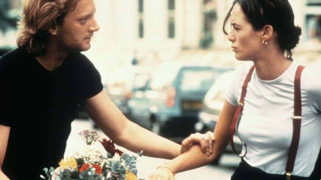 Кадр з фільму Людина з дощем у взутті (1998)