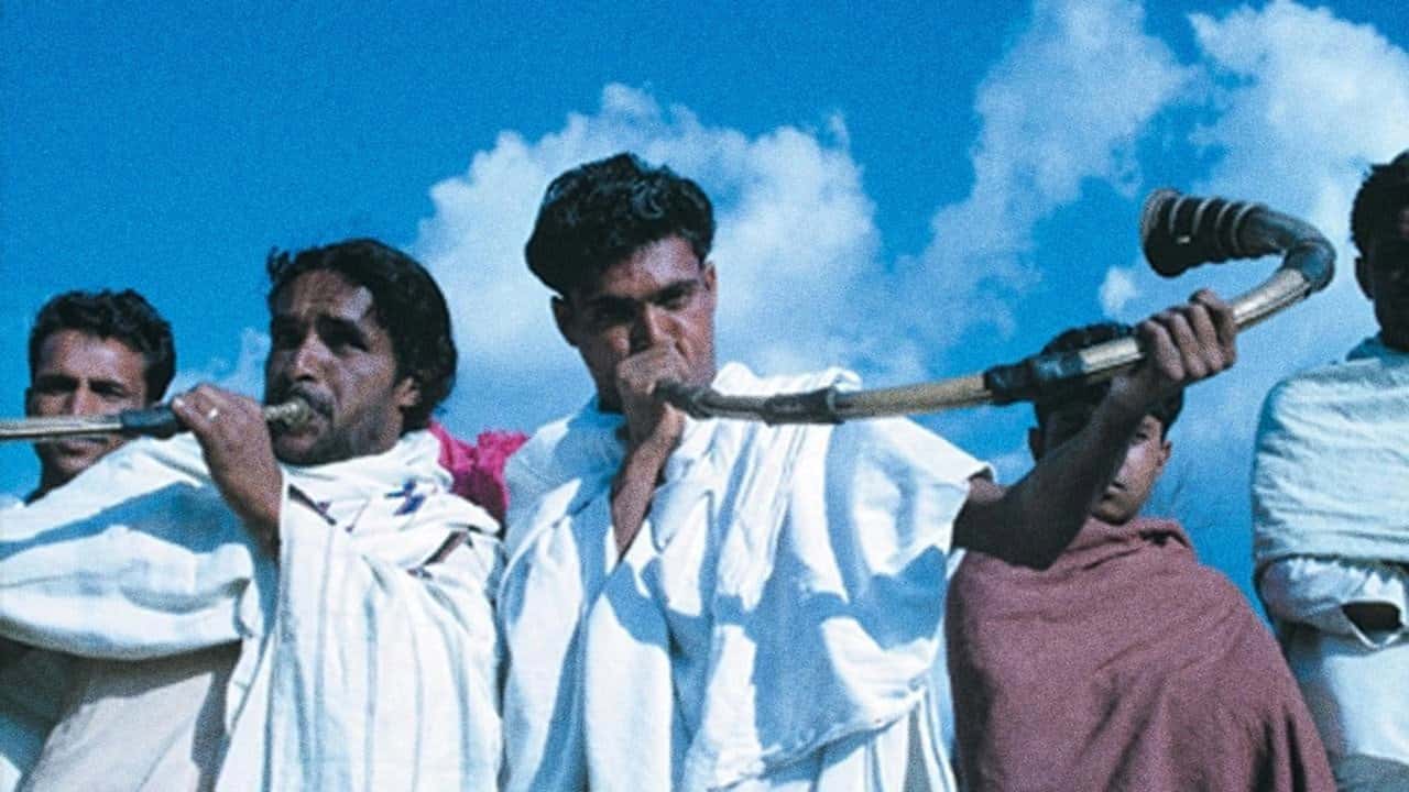 Кадр із серіалу Примарна Індія (1969)