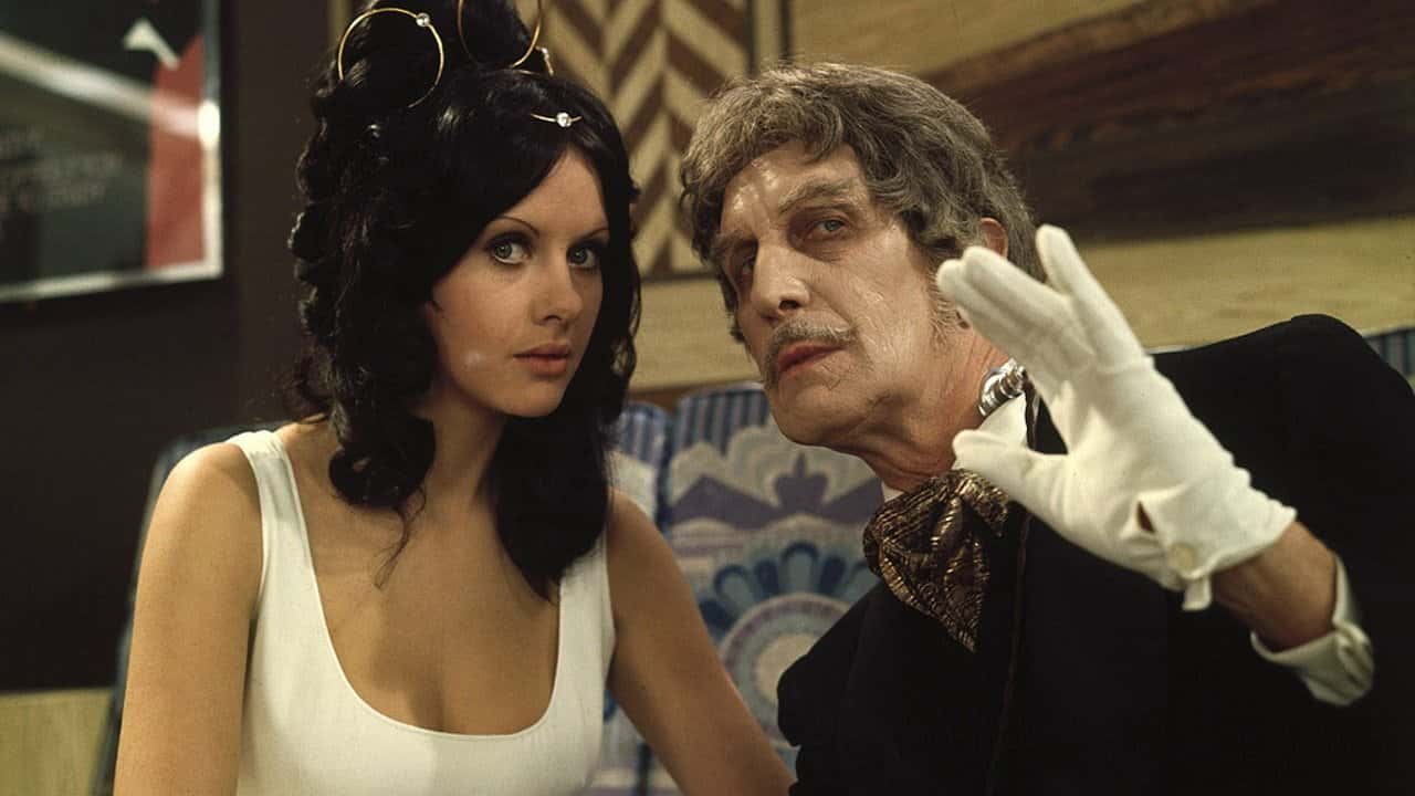 Кадр з фільму Воскресіння доктора Файбса (1972)