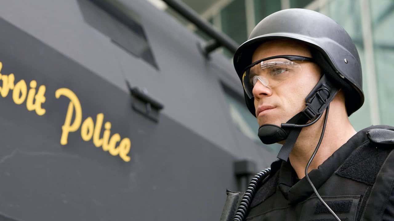 Кадр з фільму S.W.A.T.: Перехресний вогонь (2011)