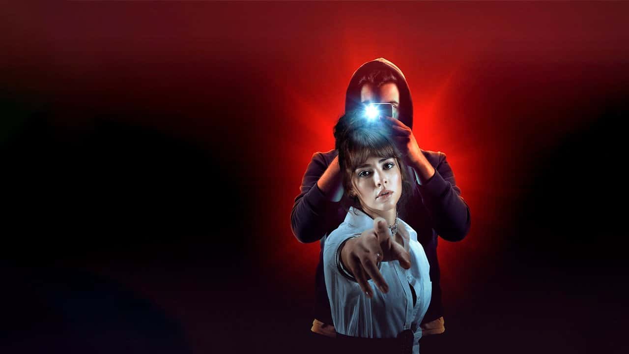 Кадр із серіалу Ефект (2021)