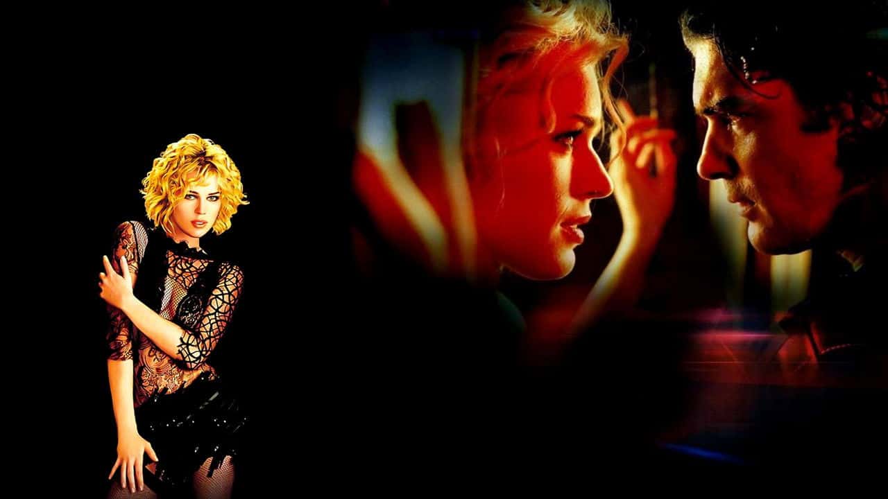 Кадр з фільму Фатальна жінка (2002)