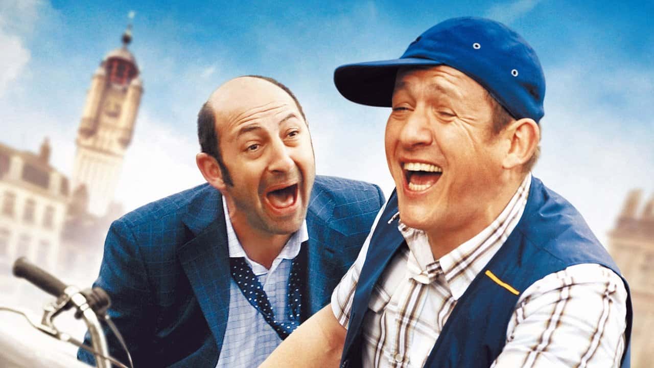 Кадр з фільму Лашкаво прошимо (2008)