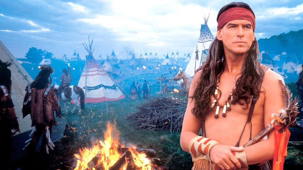 Кадр з фільму Сіра сова (1999)