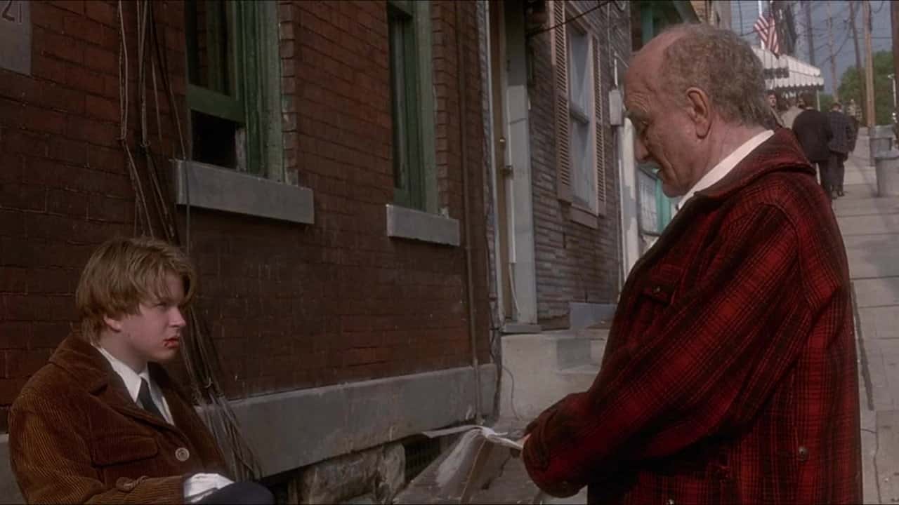 Кадр з фільму Сусіди по кімнаті, або невгамовний дід (1995)