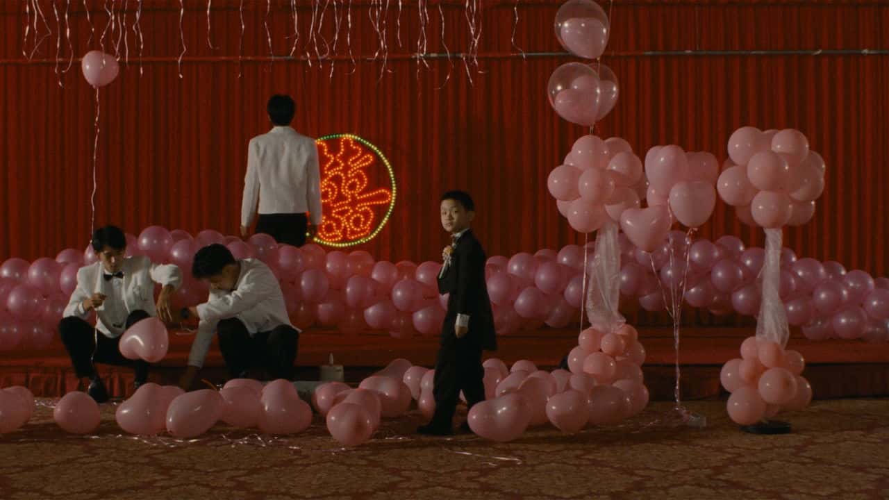 Кадр з фільму Один за одним (2000)