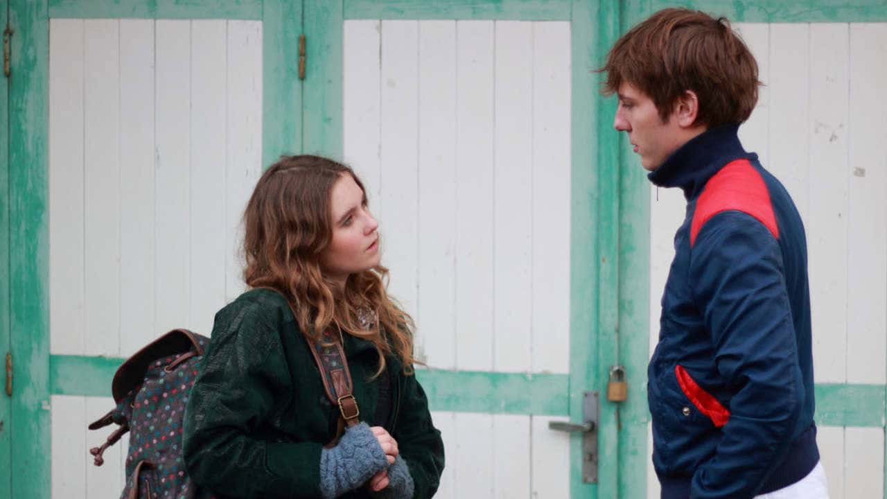 Кадр з фільму Буремна троянда / Зневажене серце (2015)