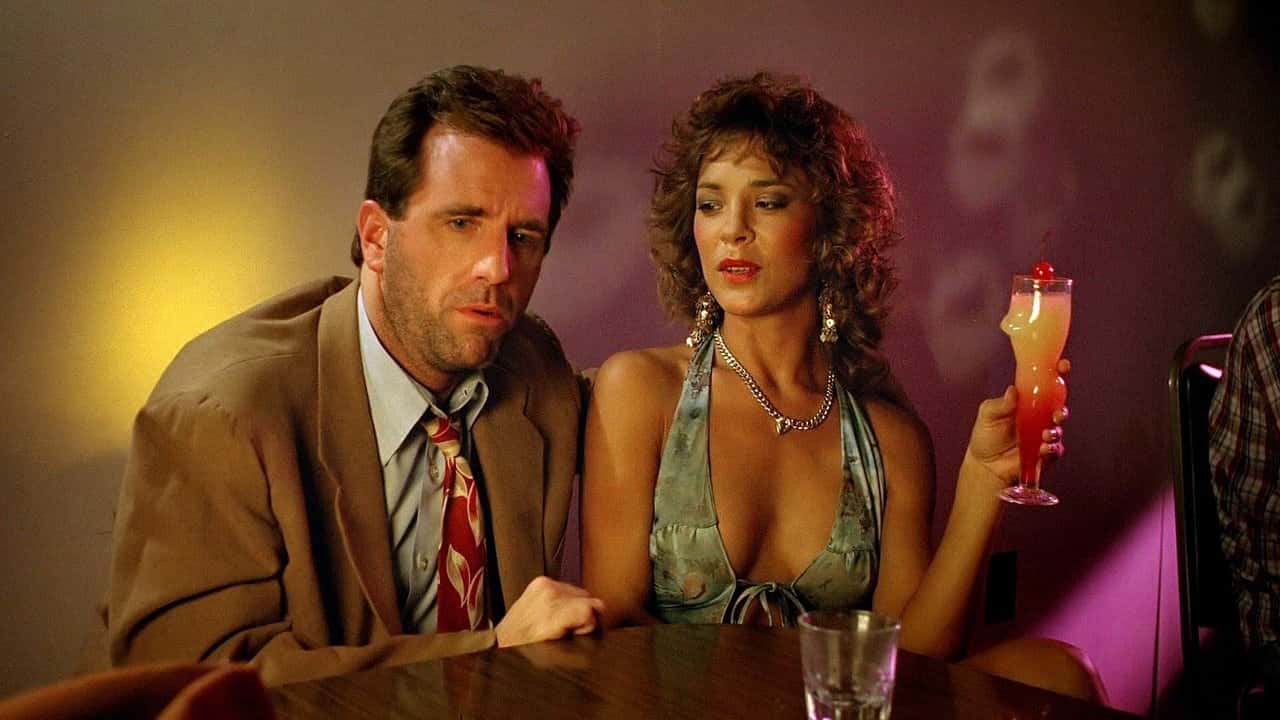 Кадр з фільму Голлівудські Шльондри з Бензопилами (1988)