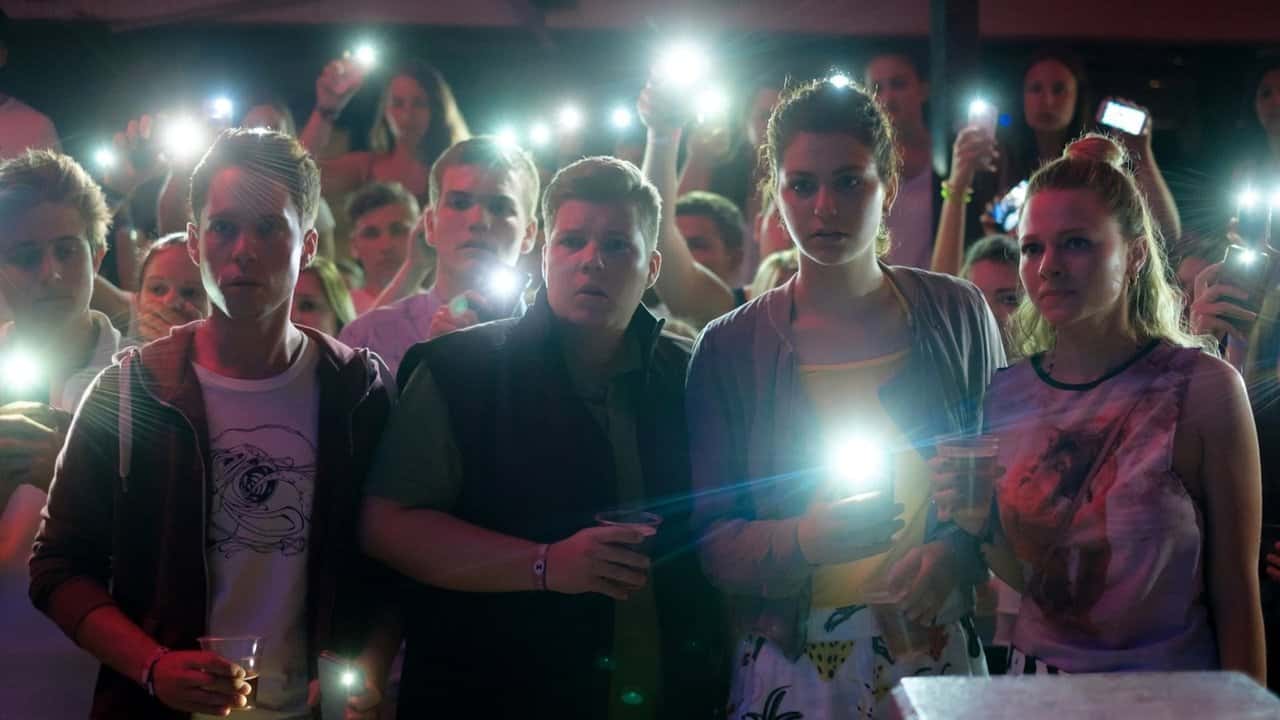 Кадр з фільму Ніяких більше вечірок (2018)