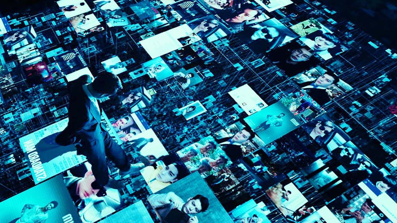 Кадр з фільму Сфабриковане Місто (2017)